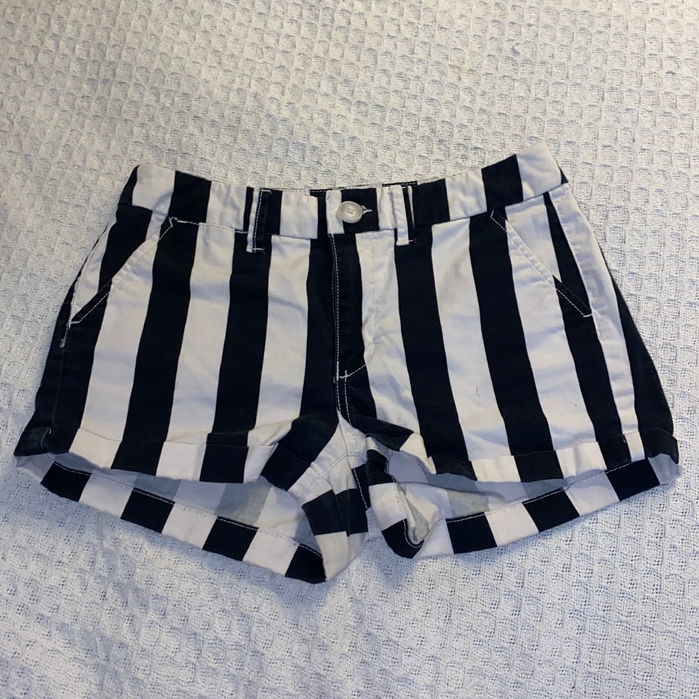 American Eagle Black and White stripe shorts